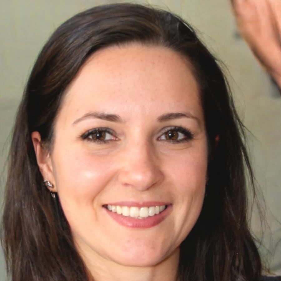 Instructora especialista en gestión de personal financiero